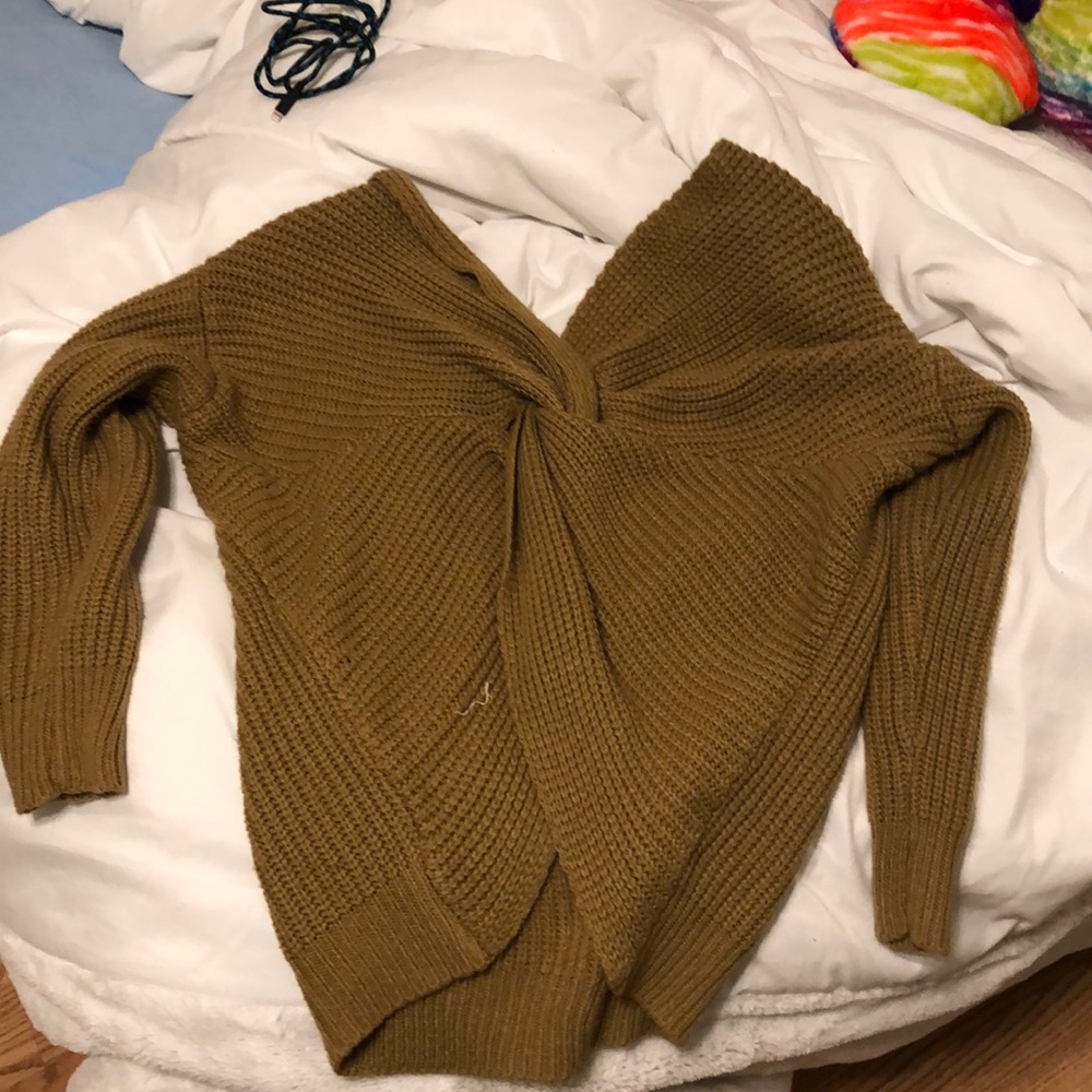 Sweater - Picture 2 of 2